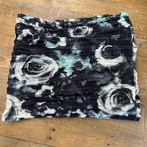 Light-Weight Scarf - One Size - Blue Floral